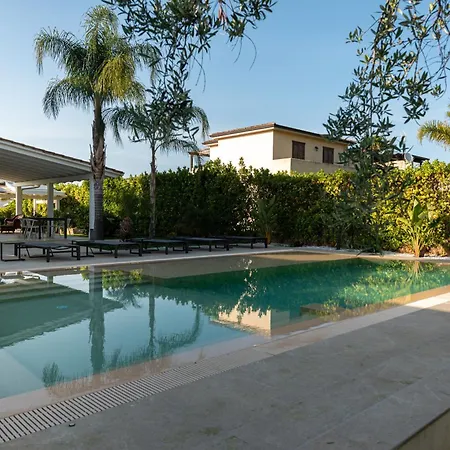 Dafni Villa Campofelice Di Roccella